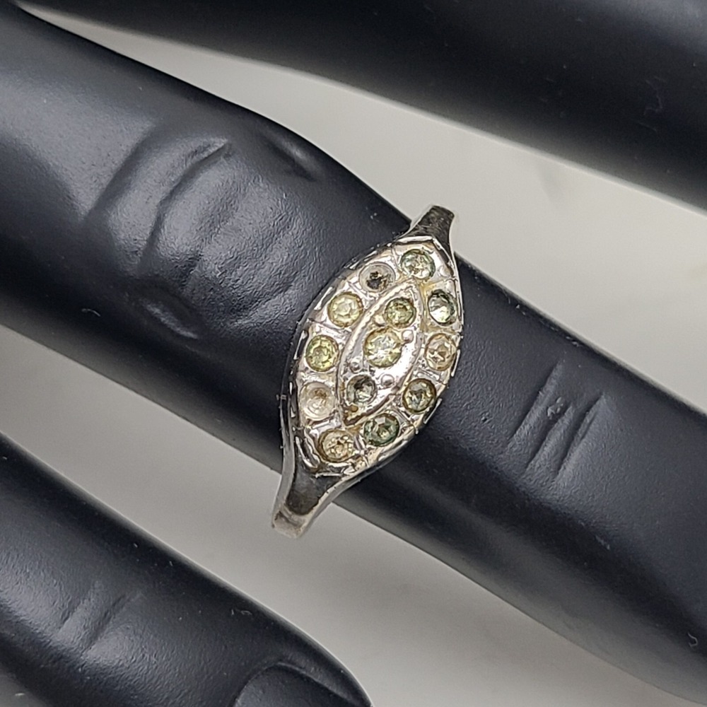 Vintage Stamped 18k Gold‎ HGE Ring Size 6 Band Unisex with Rhinestone